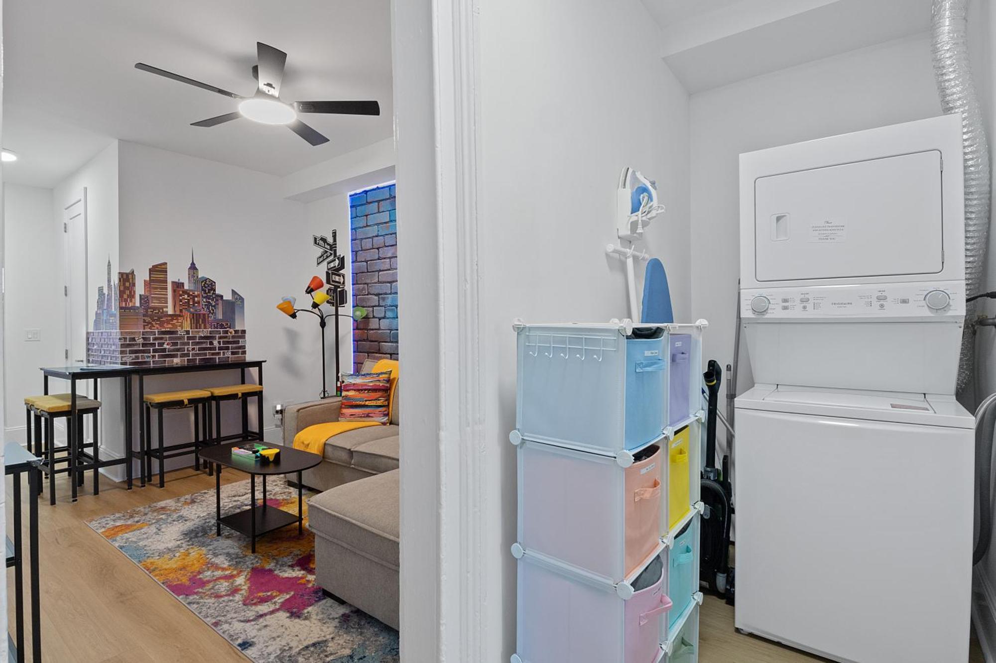 Funky & Colorful Urban Getaway, 20 Minutes To Nyc Apartment โฮโบเกน ภายนอก รูปภาพ