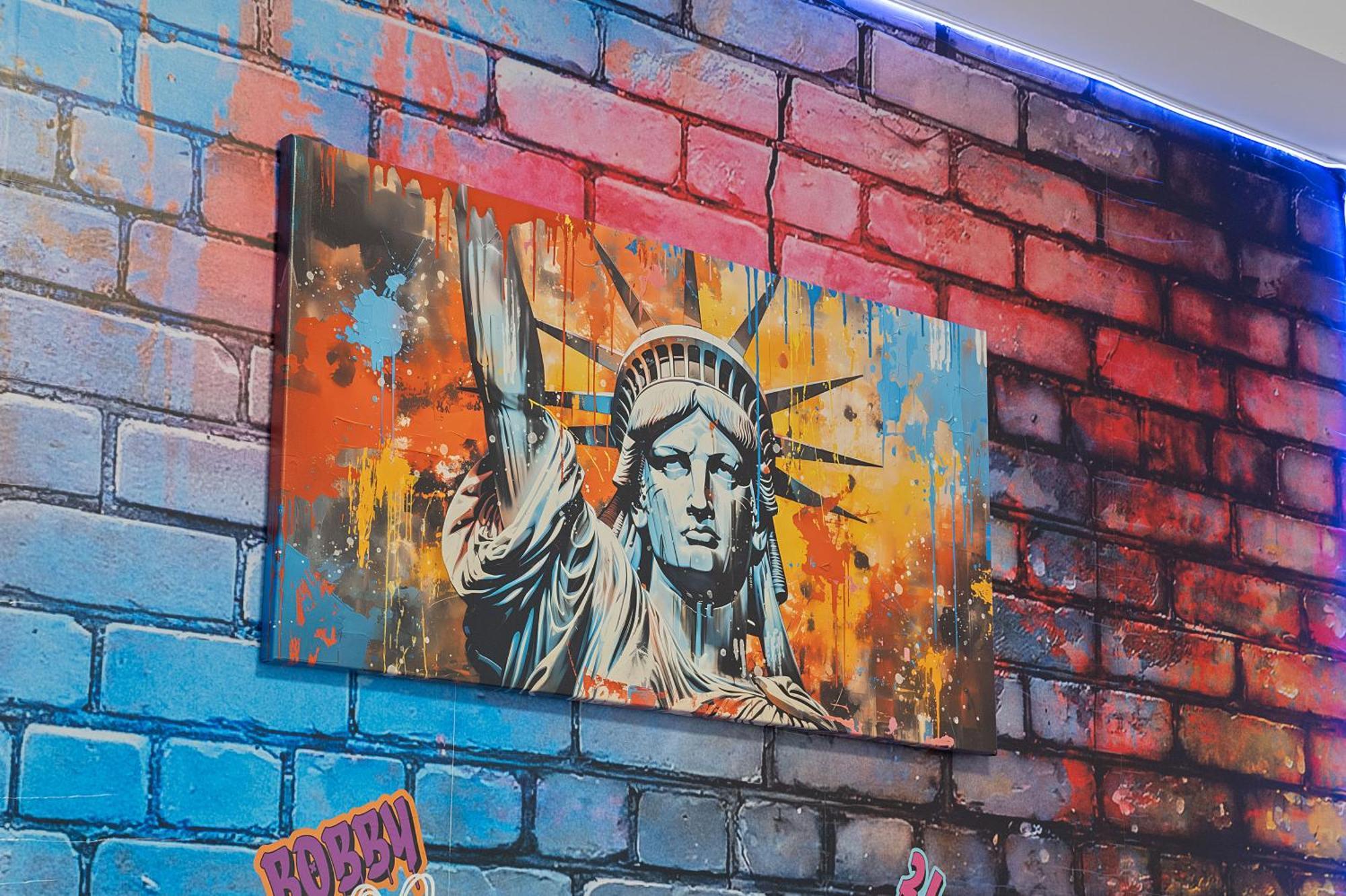 Funky & Colorful Urban Getaway, 20 Minutes To Nyc Apartment โฮโบเกน ภายนอก รูปภาพ