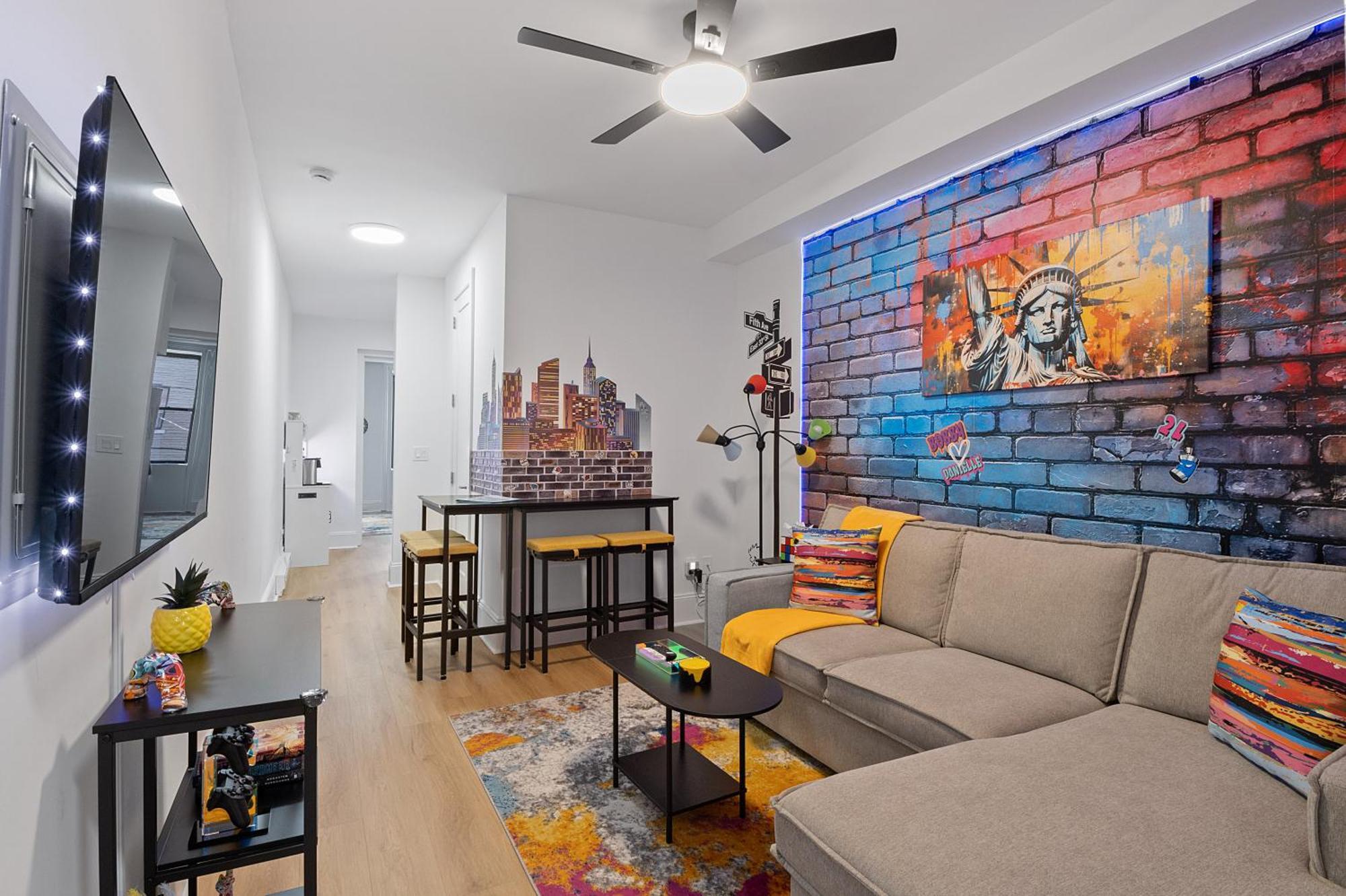 Funky & Colorful Urban Getaway, 20 Minutes To Nyc Apartment โฮโบเกน ภายนอก รูปภาพ